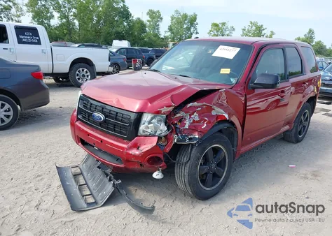 2012 Ford Escape Xlt z USA, uszkodzony, nr VIN 1FMCU9D74CKA73017